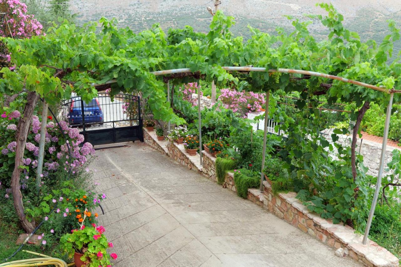 Guesthouse Panorama Nivice Saranda Kültér fotó