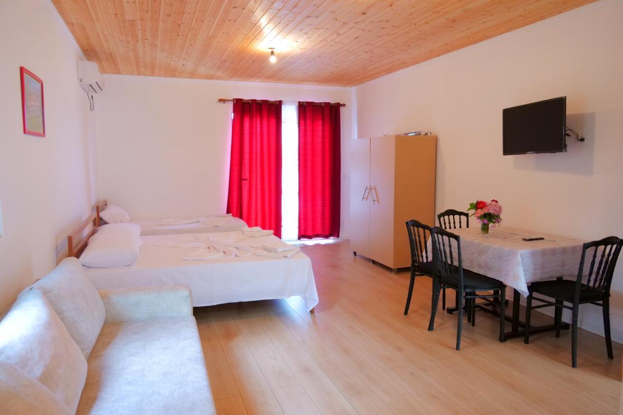 Guesthouse Panorama Nivice Saranda Kültér fotó